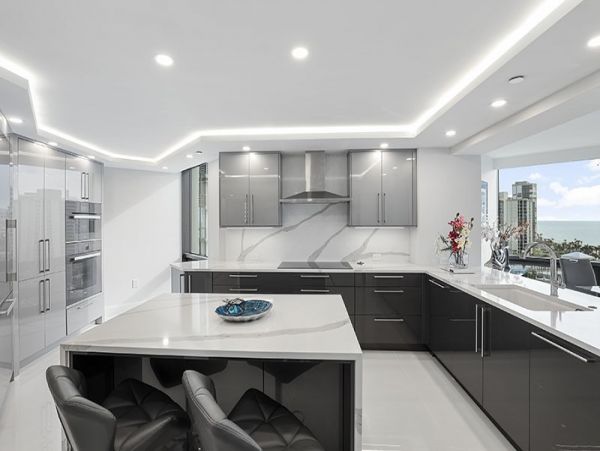 Modern Luxury Vacation Condo with Great Views