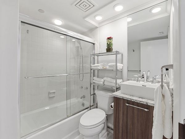 Modern Luxury Vacation Condo with Great Views
