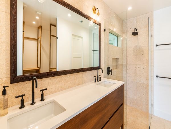 Luxury Grand Cayman Vacation Rental with Private Beach Access