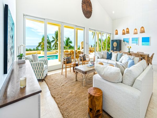 Luxury Grand Cayman Vacation Rental with Private Beach Access