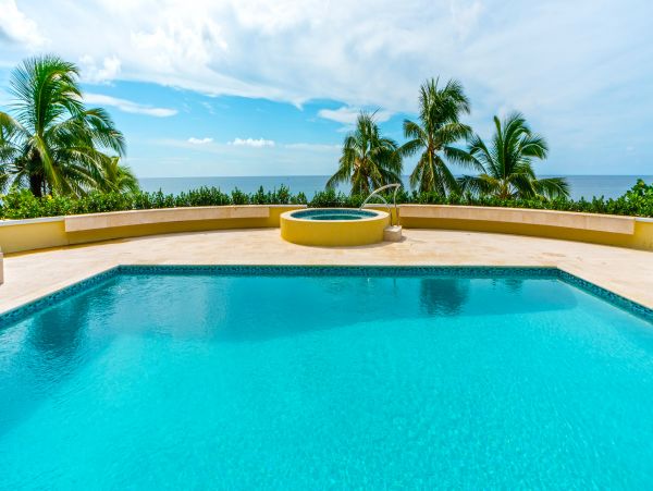 Luxury Grand Cayman Vacation Rental with Private Beach Access