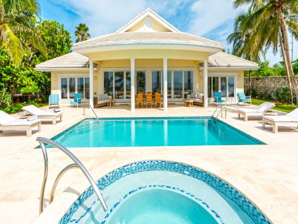 Luxury Grand Cayman Vacation Rental with Private Beach Access