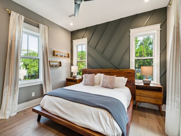 Isle of Palms Five Bedroom Stunning Vacation Rental Near the Beach
