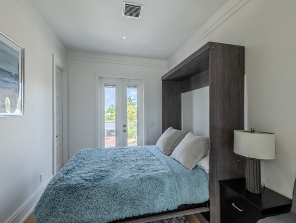 Naples Vacation Rental: Pool, Sauna, and Beach Access