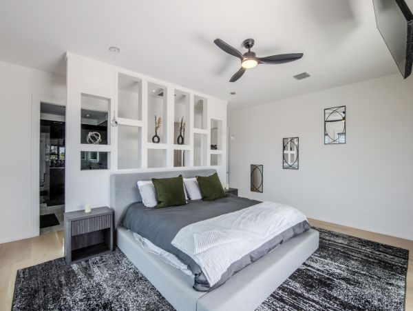 Naples Vacation Rental: Pool, Sauna, and Beach Access