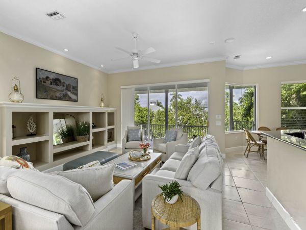 Family-Friendly Longboat Key Rental Near Pristine Beaches