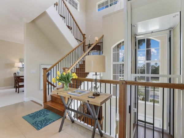 Family-Friendly Longboat Key Rental Near Pristine Beaches