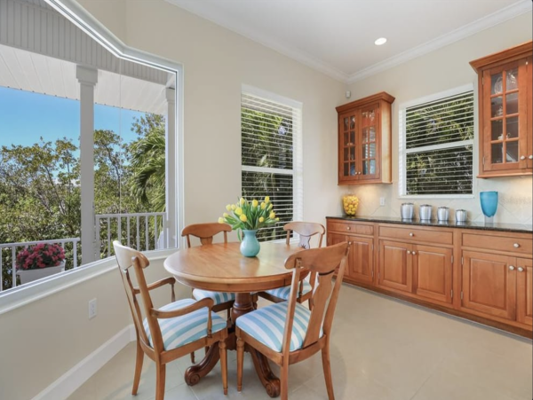 Family-Friendly Longboat Key Rental Near Pristine Beaches