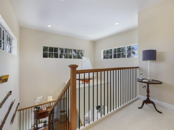 Family-Friendly Longboat Key Rental Near Pristine Beaches