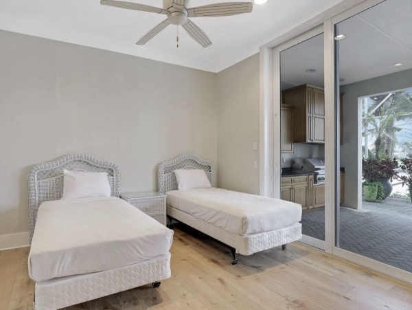 Seven Bedroom Island Estate Luxury Marco Vacation Home