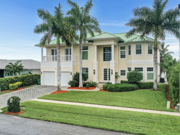 Seven Bedroom Island Estate Luxury Marco Vacation Home