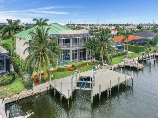 Seven Bedroom Island Estate Luxury Marco Vacation Home