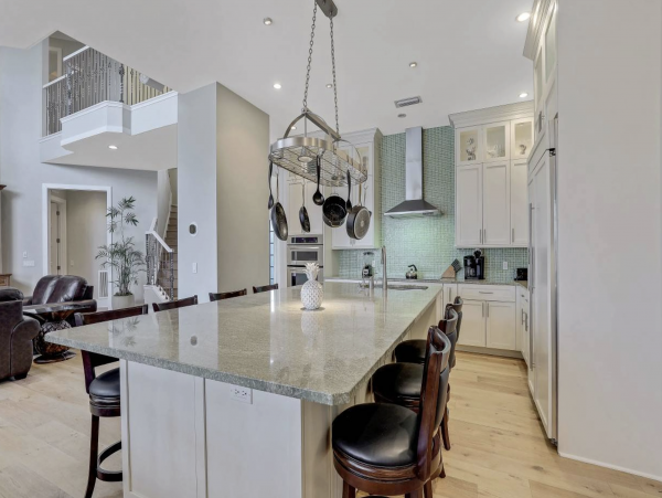Seven Bedroom Island Estate Luxury Marco Vacation Home