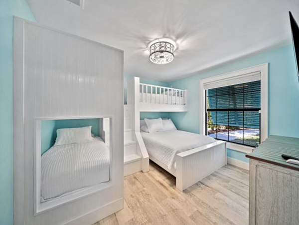 Sanibel Luxury Vacation Home WOW!