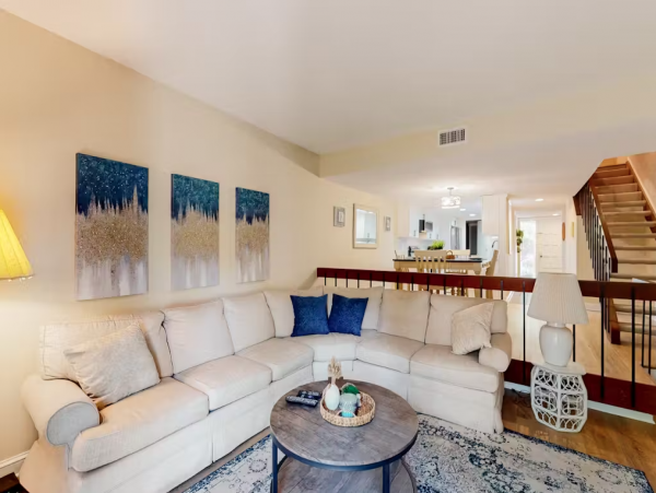 Townhome with Shared Pool Walk to Harbor Town & Marina in Hilton Head