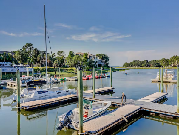 Townhome with Shared Pool Walk to Harbor Town & Marina in Hilton Head