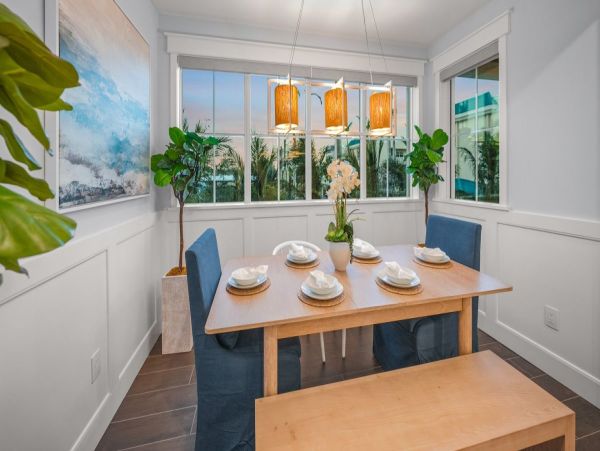 Luxury Siesta Key Beachfront Home - Private Oasis with Pool & Activities