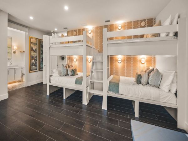 Luxury Siesta Key Beachfront Home - Private Oasis with Pool & Activities