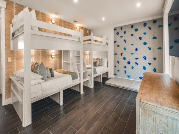 Luxury Siesta Key Beachfront Home - Private Oasis with Pool & Activities