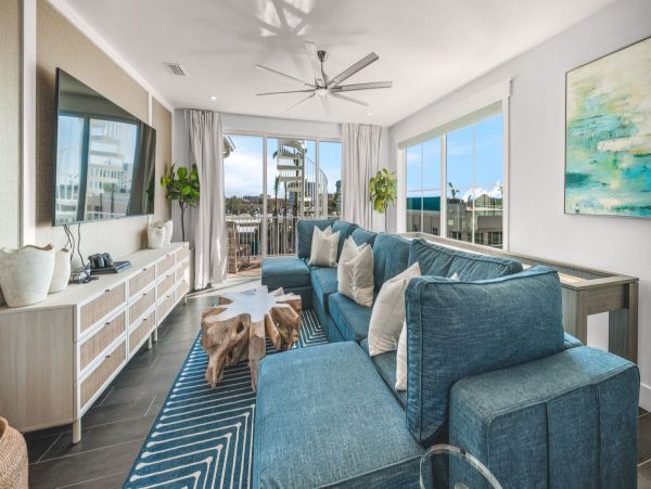 Luxury Siesta Key Beachfront Home - Private Oasis with Pool & Activities