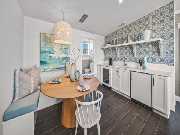 Luxury Siesta Key Beachfront Home - Private Oasis with Pool & Activities