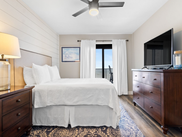 Gulf-front Vacation Two Bedroom Condo in Perdido Key