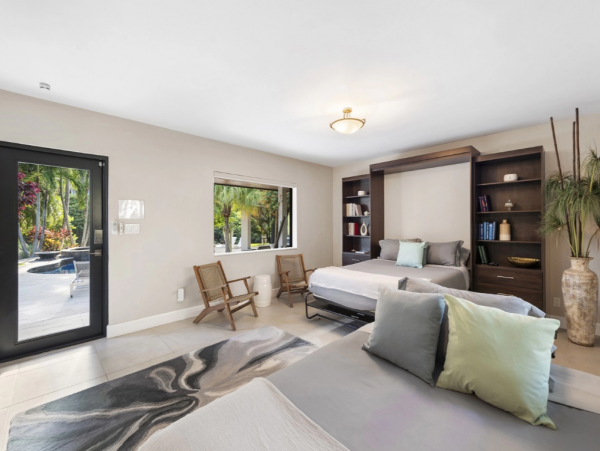 Luxurious Beachfront Retreat in Fort Lauderdale - Your Perfect Getaway