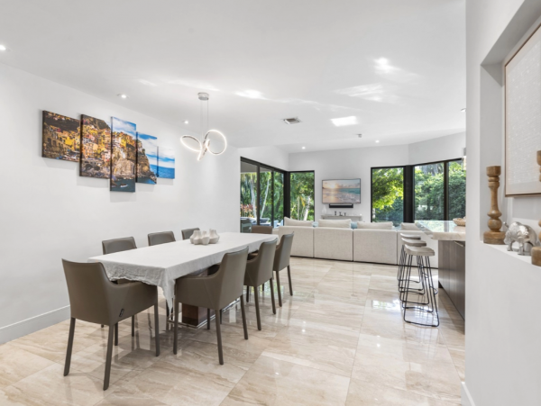 Luxurious Beachfront Retreat in Fort Lauderdale - Your Perfect Getaway