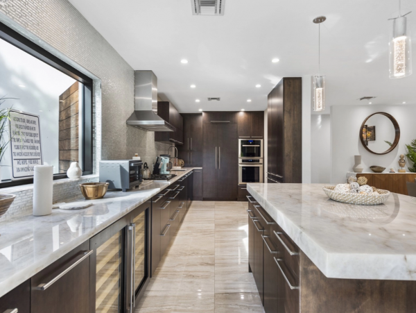 Luxurious Beachfront Retreat in Fort Lauderdale - Your Perfect Getaway