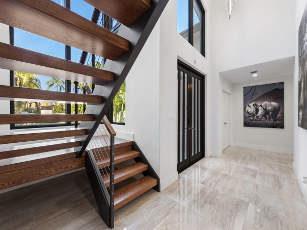 Luxurious Beachfront Retreat in Fort Lauderdale - Your Perfect Getaway