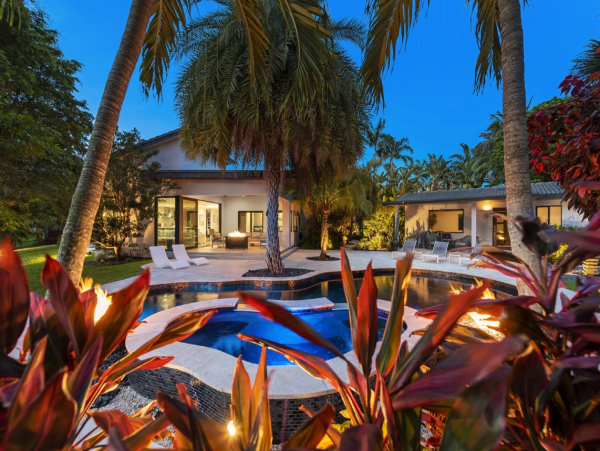Luxurious Beachfront Retreat in Fort Lauderdale - Your Perfect Getaway