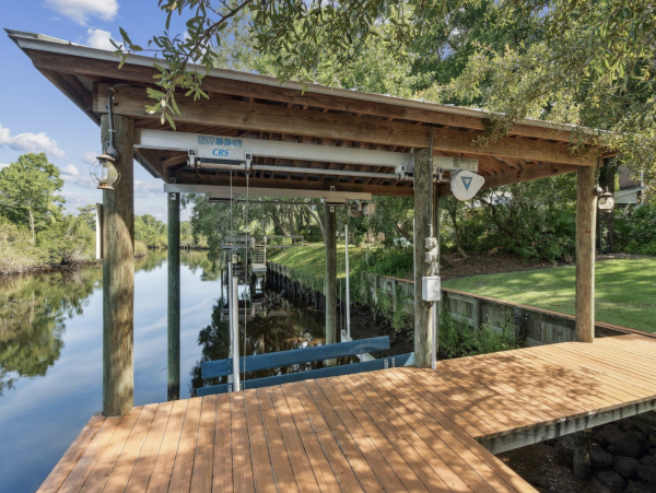 Amelia Island Luxury Vacation Rental Lofton Creek Waterfront Estate with Pool & Dock