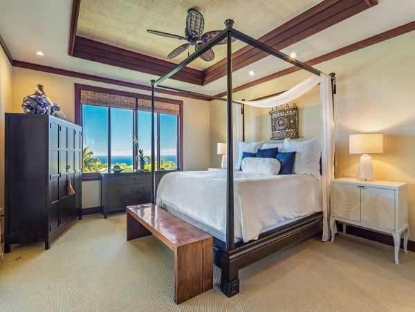 Your Hawaiian Paradise Awaits Your Arrival!