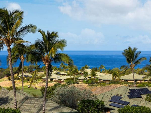 Your Hawaiian Paradise Awaits Your Arrival!