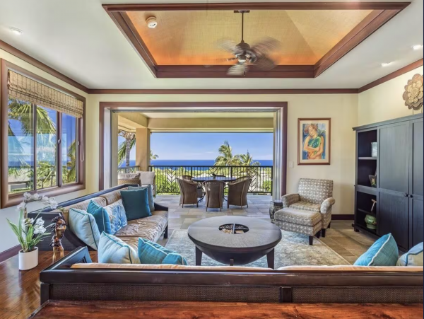 Your Hawaiian Paradise Awaits Your Arrival!