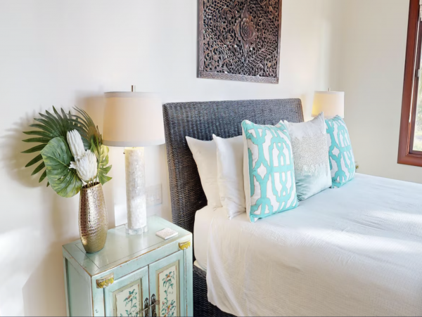 Your Hawaiian Paradise Awaits Your Arrival!
