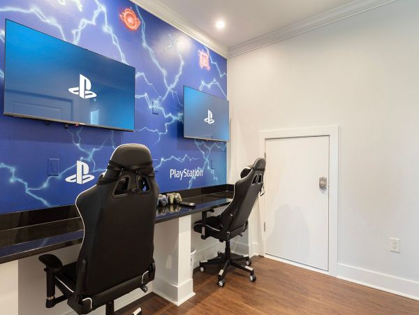 Luxury Eleven Bedroom Vacation Mansion with Pool & Game Room