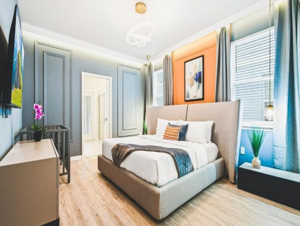 Spacious Vacation Rental in Davenport for Memorable Getaways