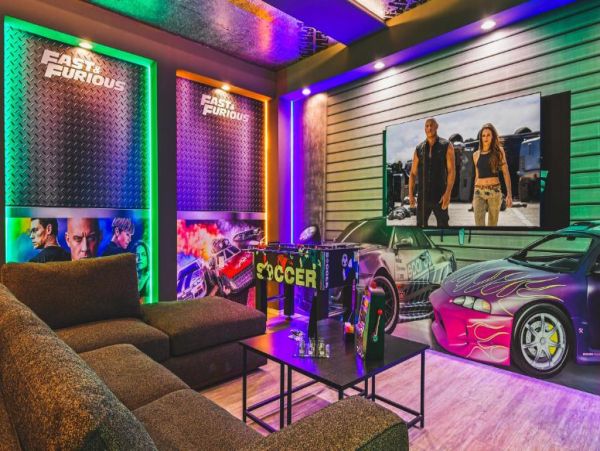 Spacious Vacation Rental in Davenport for Memorable Getaways