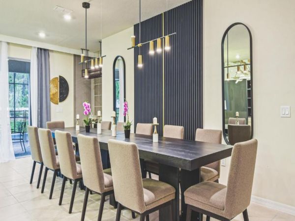 Spacious Vacation Rental in Davenport for Memorable Getaways