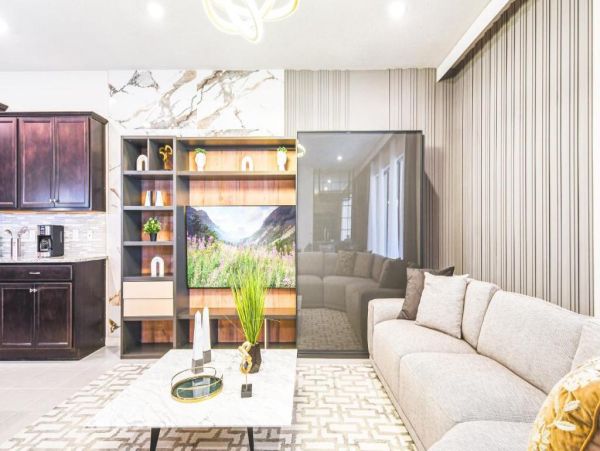 Spacious Vacation Rental in Davenport for Memorable Getaways
