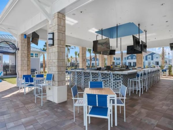 Spacious Vacation Rental in Davenport for Memorable Getaways