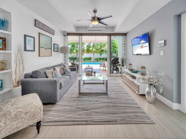 Fort Lauderdale Three Bedroom Vacation Rental - Luxurious Coastal Retreat