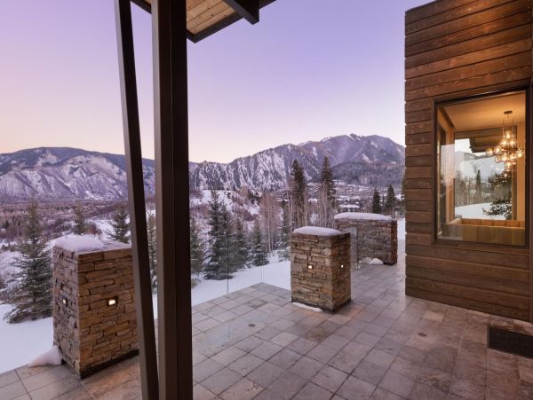 Luxury Aspen Vacation Rental with Stunning Mountain Views