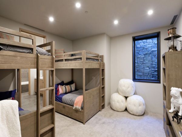 Luxury Aspen Vacation Rental with Stunning Mountain Views
