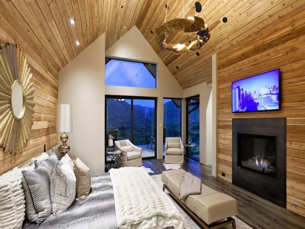Luxury Aspen Vacation Rental with Stunning Mountain Views