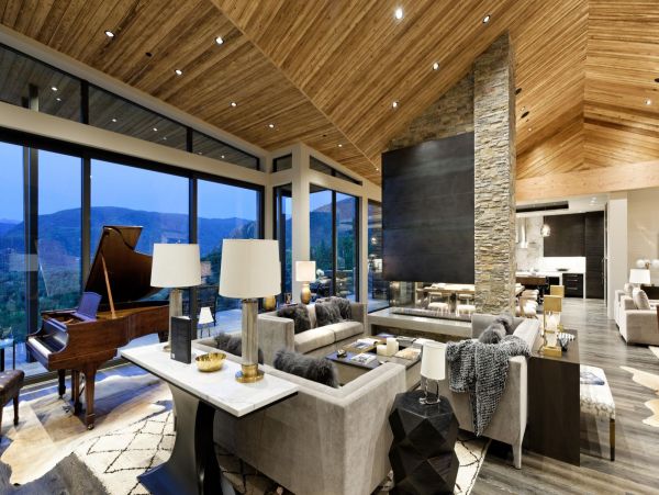 Luxury Aspen Vacation Rental with Stunning Mountain Views