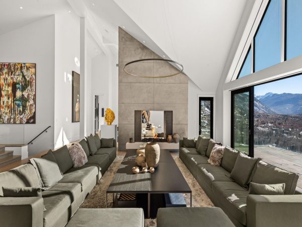 Enjoy Luxury & Adventure Aspen Vacation Rental!