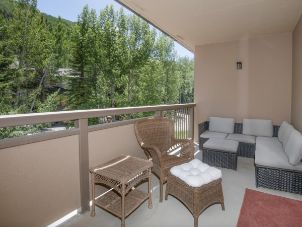 Ski Vail Nordic Center right out your front door, Shuttle to Village
