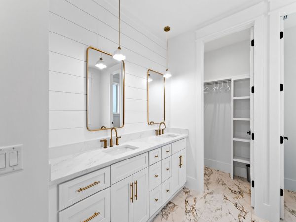 Exquisite New Luxury Rental Property